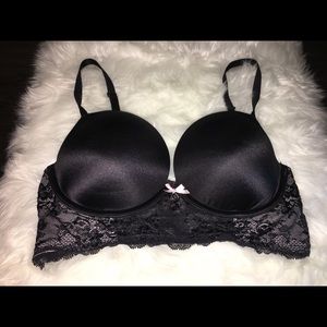 34 D Victorias Secret black lace bra